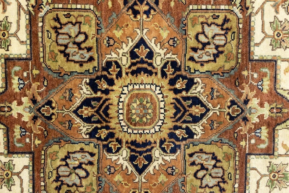 Cream Geometric 6X9 Heriz Serapi Oriental Rug - 9