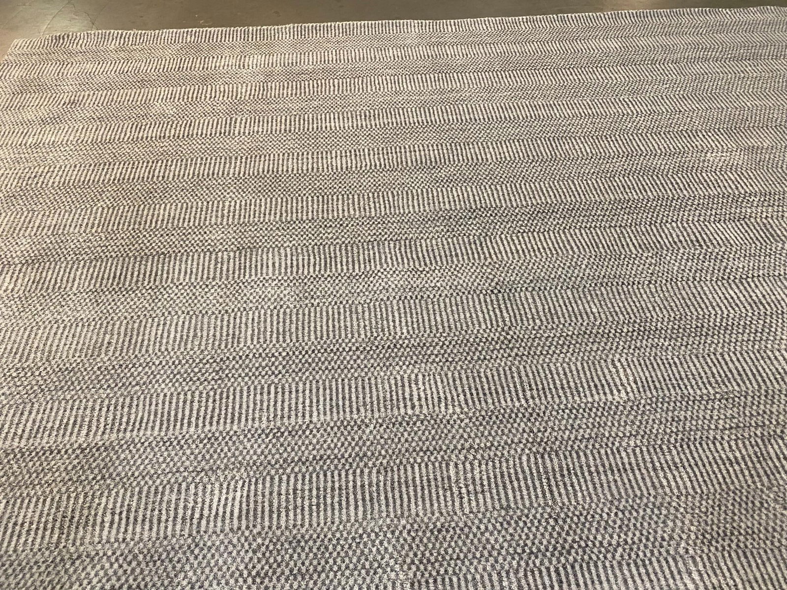 Decorative Modern Rug 8x10 - 3