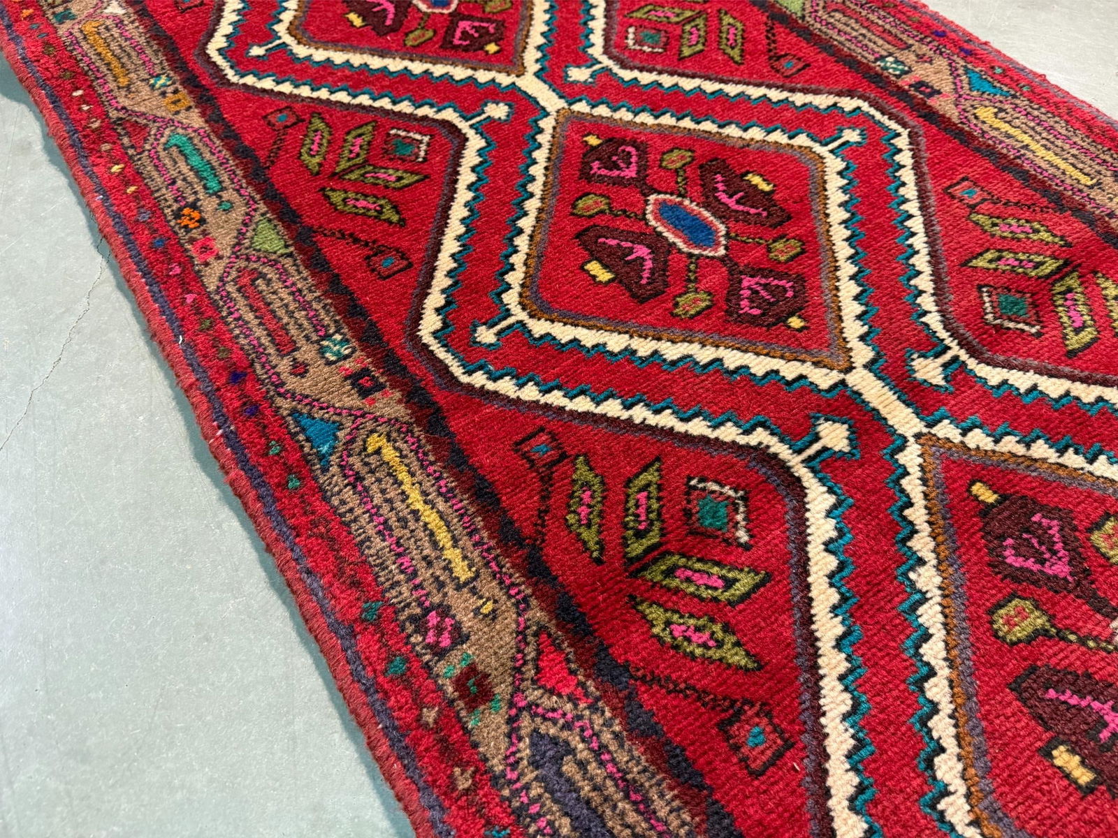 Magnificent Persian Runner 2.8x10 - 6