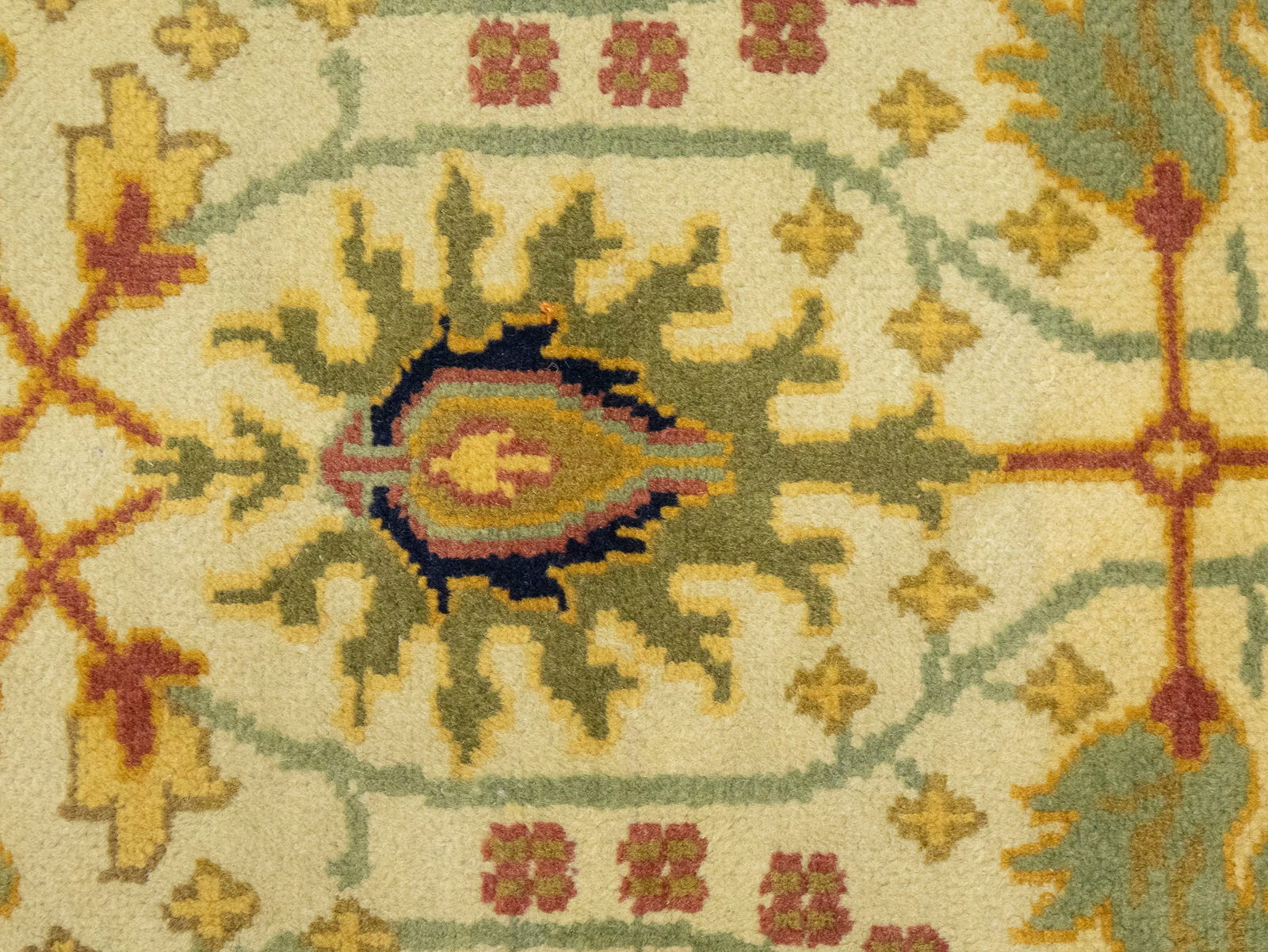 Beige Floral 2'6 x 3'11 Oushak Chobi Oriental Rug - 6