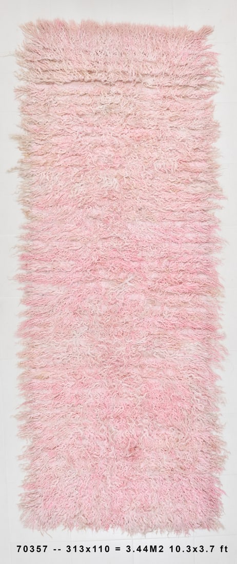 3'7'' x 10'3'' Tulu Filikli Kilim Rug - 70357: Title: 3'7'' x 10'3'' Tulu Filikli Kilim Rug - 70357Description:3'7'' x 10'3'' Tulu Filikli Kilim Rug - 70357Origin:TurkiyeDate/Period:1960-90Materials:Wool,CottonDimension:3'7''x10'3'' ft, 110x313