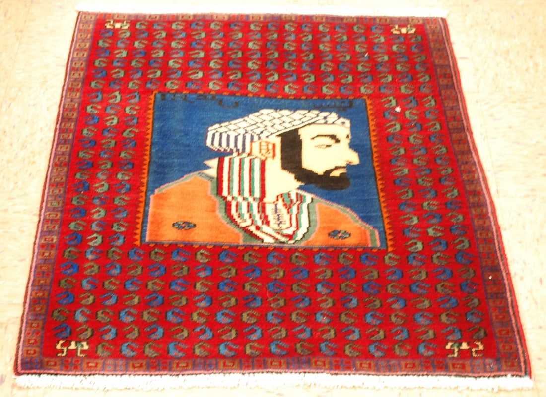 PERSAN SAROUK RUG 2.7x3.2: Title:PERSAN SAROUK RUG 2.7x3.2 Description:OLD,ANTIQUE FINE HIGH KPSI AUTHENTIC HAND KNOTTED PERSIAN SAROUK RUG with exact size of 2' 7" x 3' 2" Natural Vegy dye Wool woven on wool and cotton