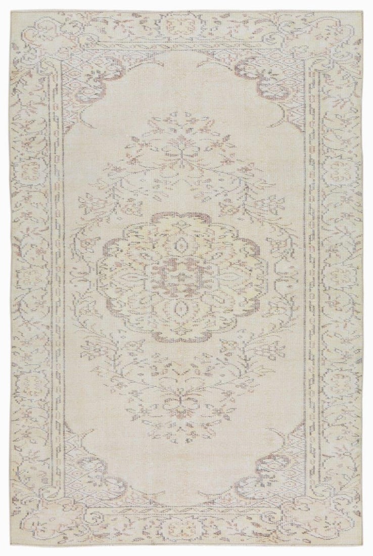 HAND KNOTTED WOOL ANATOLIAN RUG: Title: HAND KNOTTED WOOL ANATOLIAN RUGDimensions: 5'7X8'6Age: VINTAGEOrigin: TURKISH Reserve: $750.00 Shipping:Domestic: Shipping rates are determined by destinationInternational: Foreign shipping