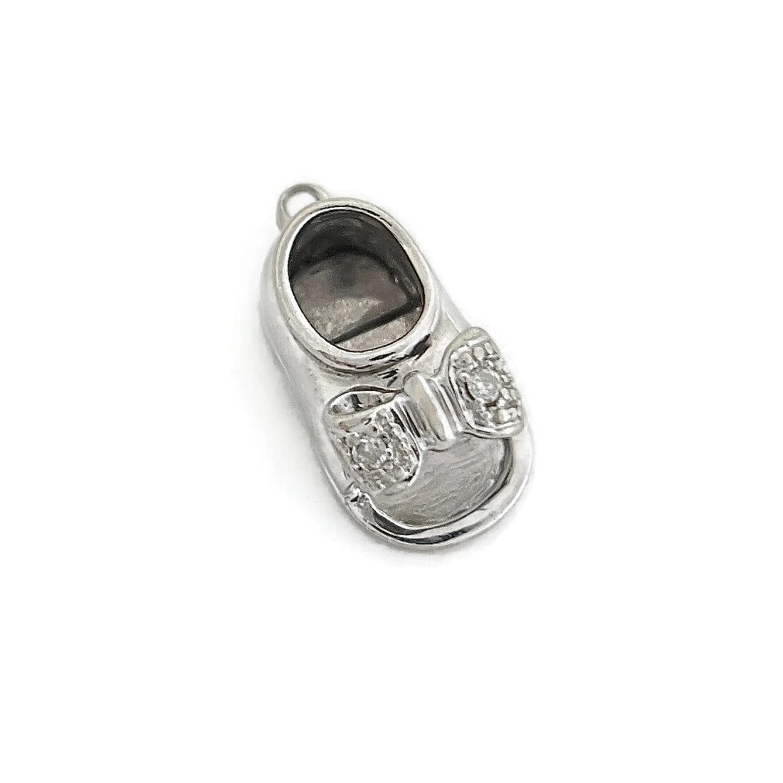 Vintage Diamond Baby Shoe Charm Pendant 14K White Gold, 3.68 Grams: Vintage Diamond Baby Shoe Charm Pendant 14K White Gold, 3.68 Grams This is such an adorable charm to put on the bracelet or necklace chain of your choice. Please let us know if you have any