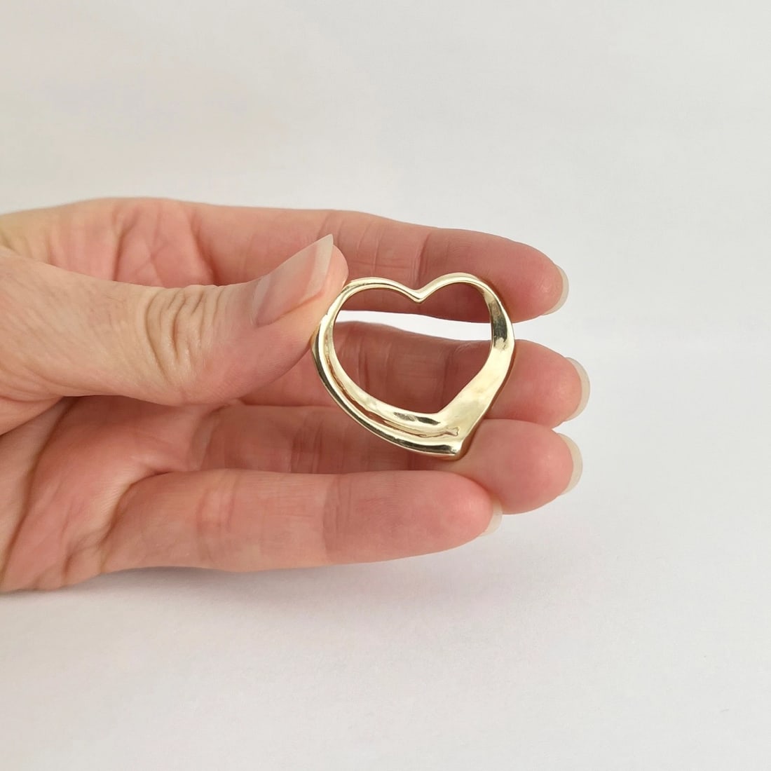 Estate Open Heart Necklace Pendant Charm 14K Yellow Gold, 6.05 Grams - 3