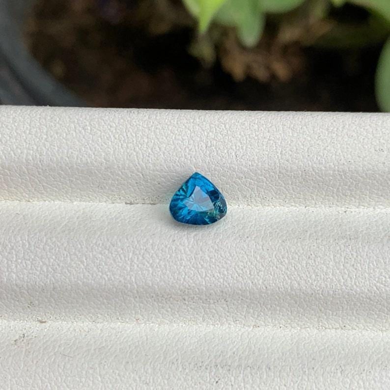 Indicolite Tourmaline Gemstone: 0.94 Carat Pear Cut, Afghanistan Origin - 2