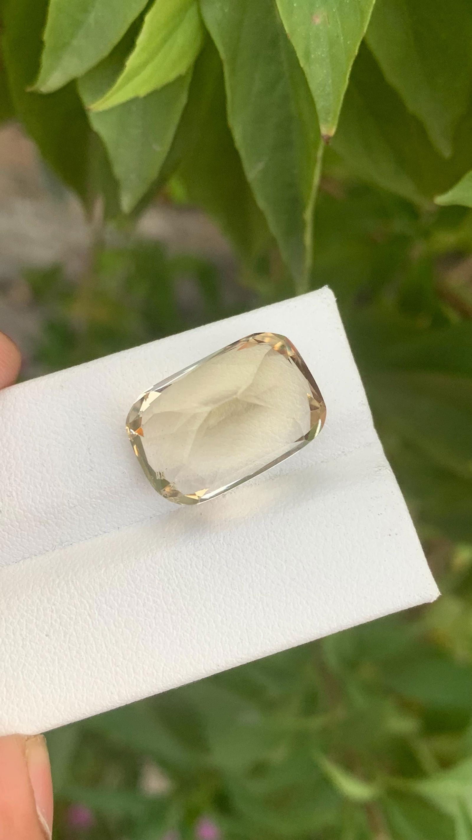 Lemon Yellow Heliodor Gemstone: 16.70 Carat Cushion Cut Beryl - 6