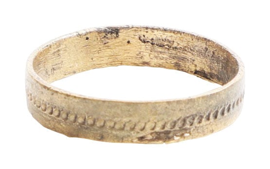 EUROPEAN CHILD’S RING C.1350-1450, SIZE 3 3/4 (1 of 5)