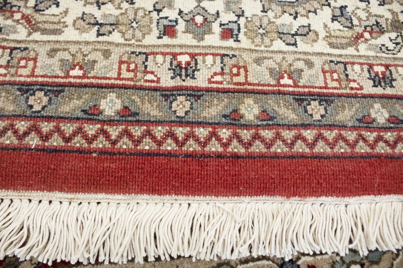 Red Floral Classic 6'5X9'9 Indo-Kashan Oriental Rug - 15