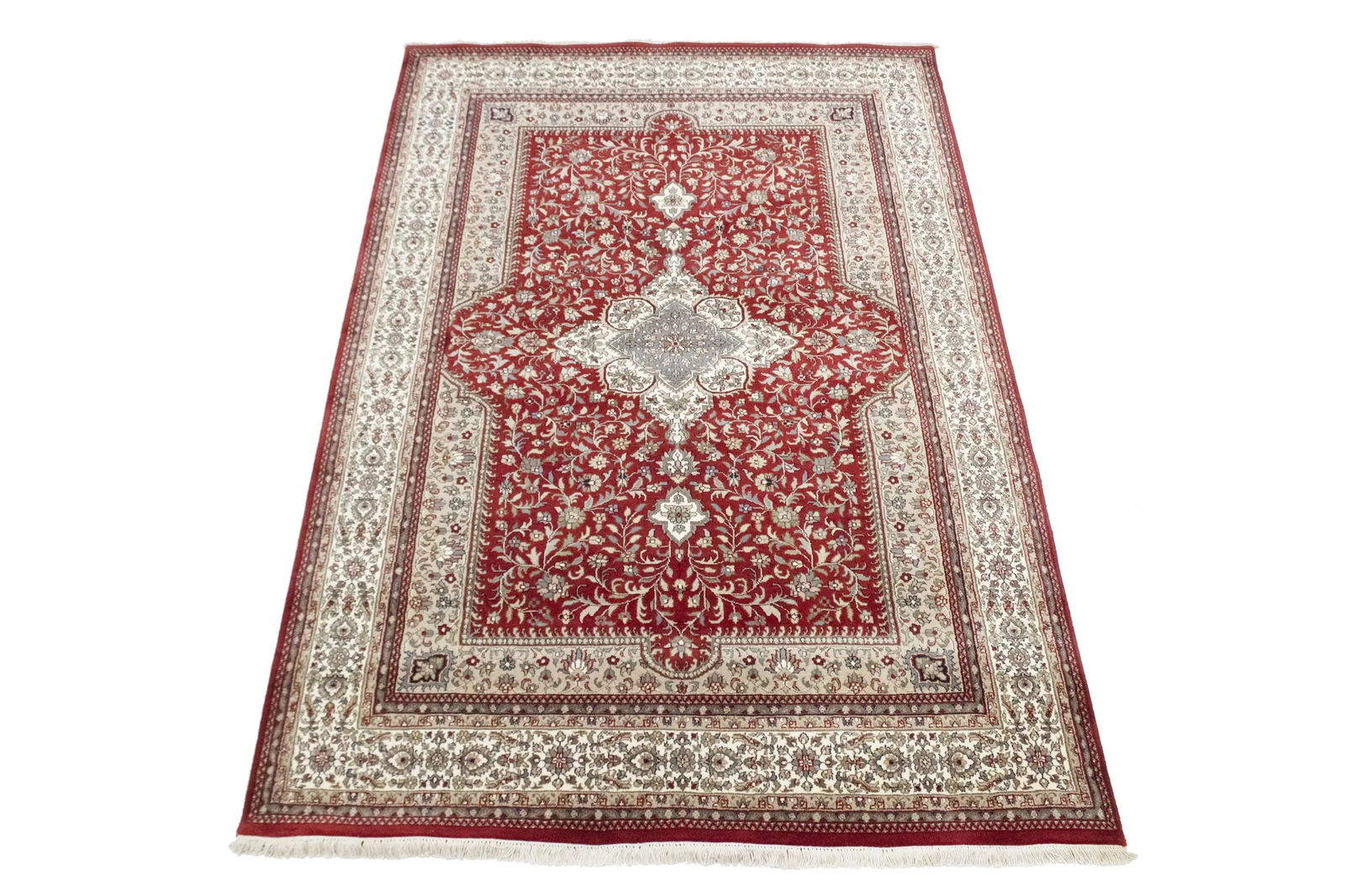 Red Floral Classic 6'5X9'9 Indo-Kashan Oriental Rug - 3