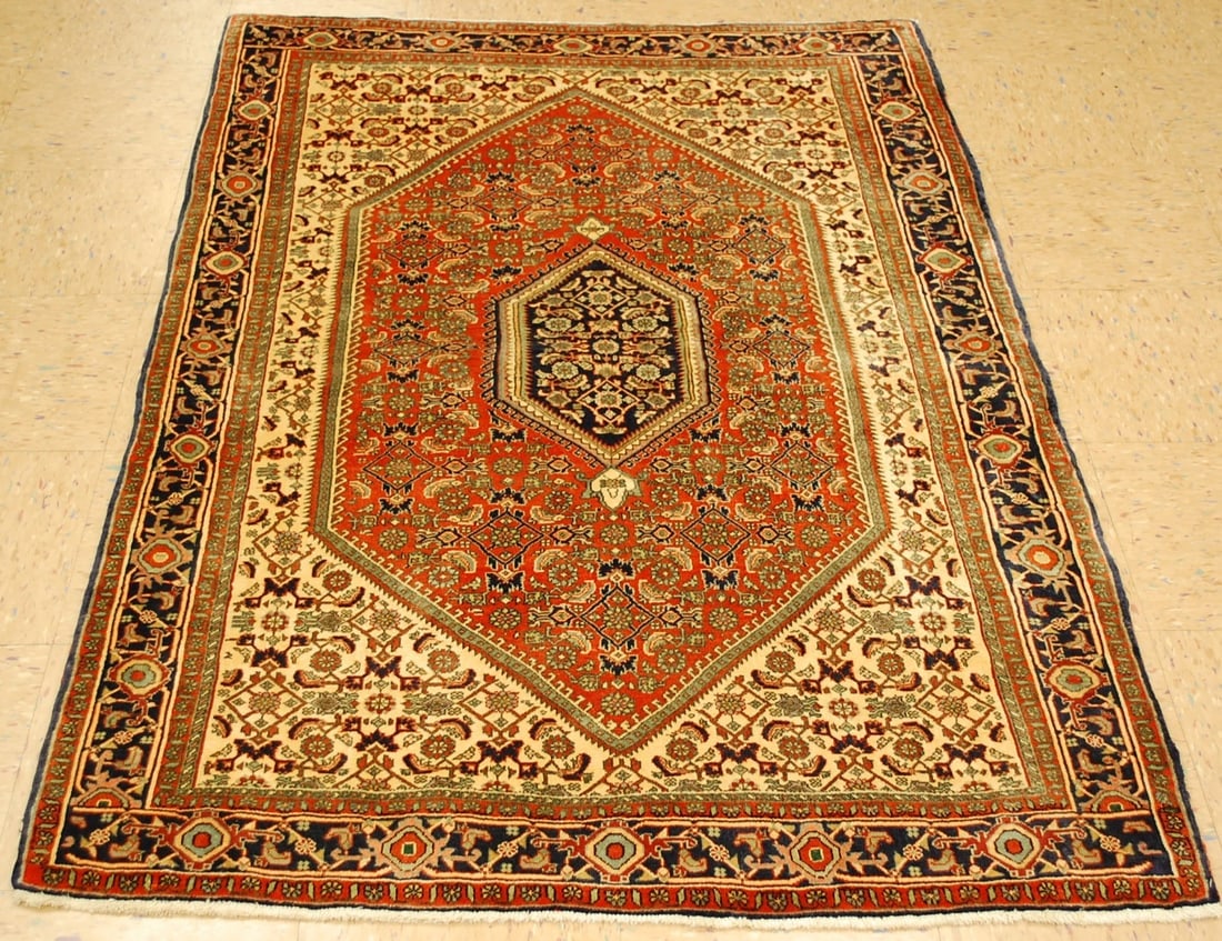 PERSIAN BIJAR RUG 3.10x5.6: Title:PERSIAN BIJAR RUG 3.10x5.6Description:OLD,ANTIQUE HIGHLY DETAILED FINE VILLAGE WOVEN KORK WOOL_HIGH KPSI WOVEN AUTHENTIC HANDKNOTTED PERSIAN BEJAR RUG.........Highly detailed allover design