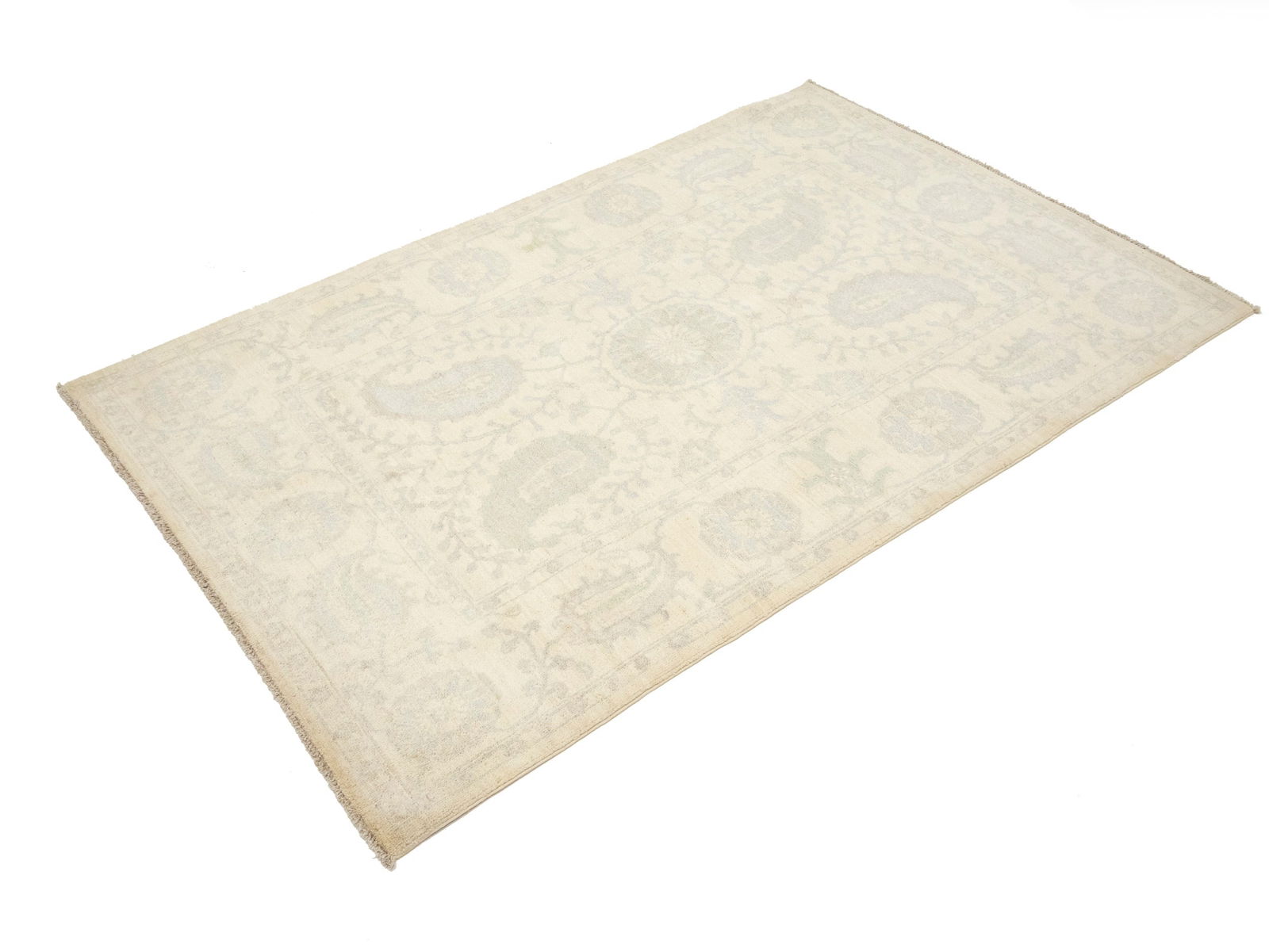 Beige Floral Chobi Peshawar 4X6 Pakistan Oriental Rug - 4