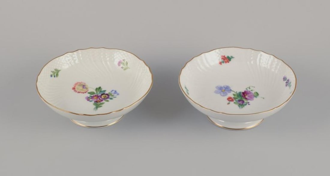 Royal Copenhagen Saxon Flower. Two porcelain compotes. Approx. 1930: Title: Royal Copenhagen Saxon Flower. Two porcelain compotes. Approx. 1930 Description: Royal Copenhagen Saxon Flower. Two porcelain compotes. Hand-painted with polychrome flower motifs. Model number: