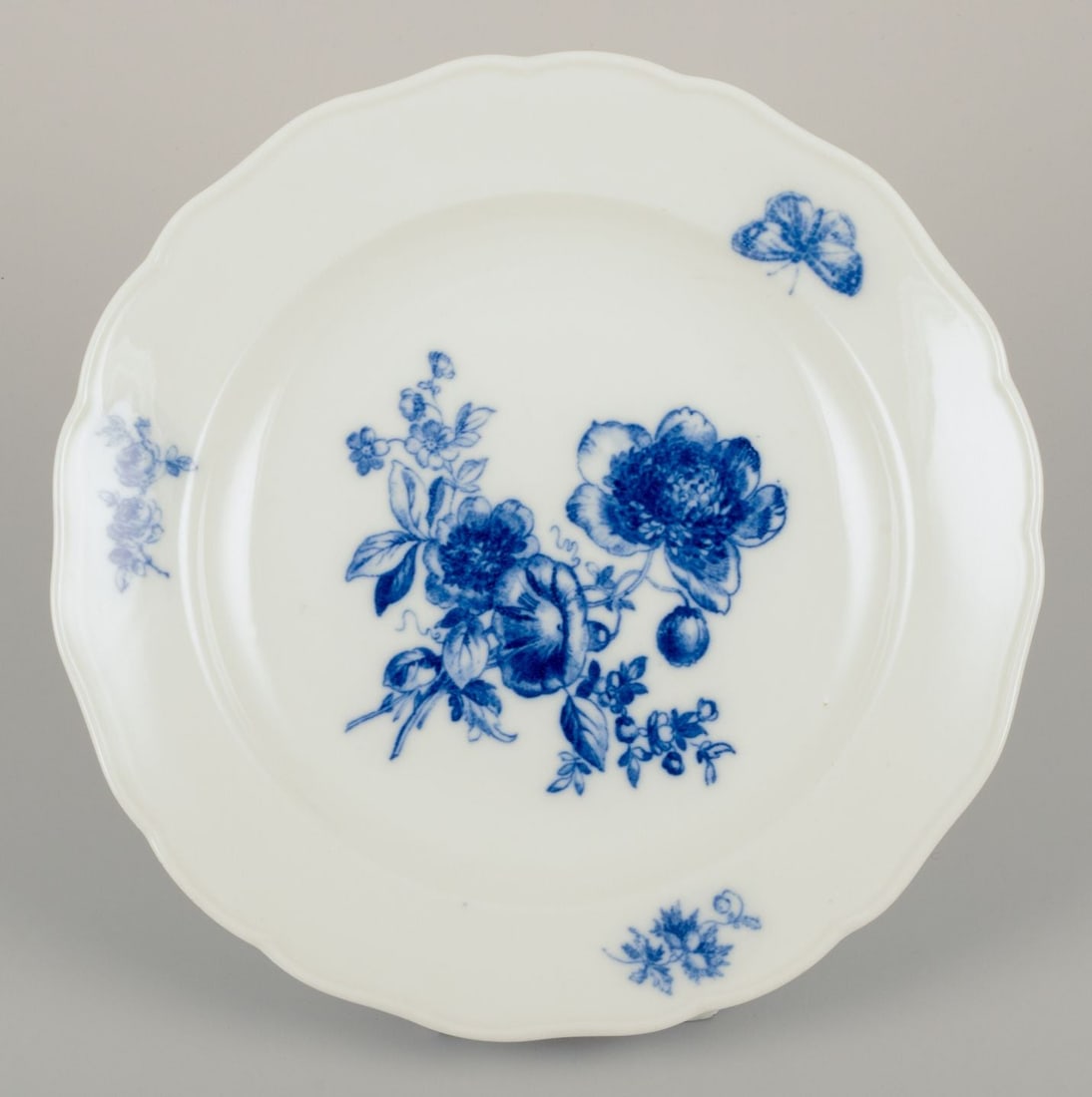 Meissen, Germany. Six dinner plates in porcelain. Approx. 1920s/30s - 2