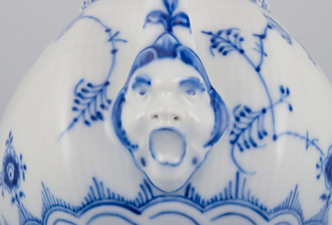 Royal Copenhagen Blue Fluted Full Lace, large teapot in porcelain - 8