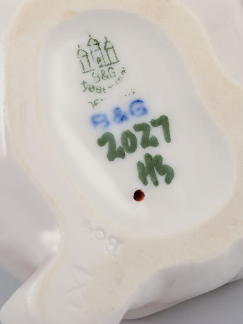 Bing & Grondahl, two porcelain figurines of terriers. 1920s/30s - 4