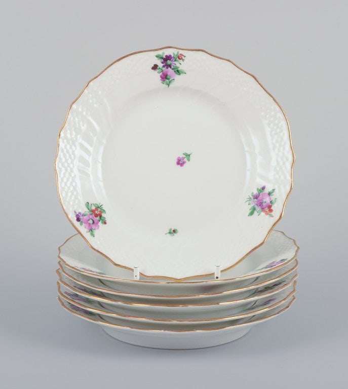 Royal Copenhagen Saxon Flower. Six porcelain plates. Hand-painted with polychrome flowers. Gold rim.: Title: Royal Copenhagen Saxon Flower. Six porcelain plates. Hand-painted with polychrome flowers. Gold rim. Description: Royal Copenhagen Saxon Flower. Six porcelain plates. Hand-painted with polychro