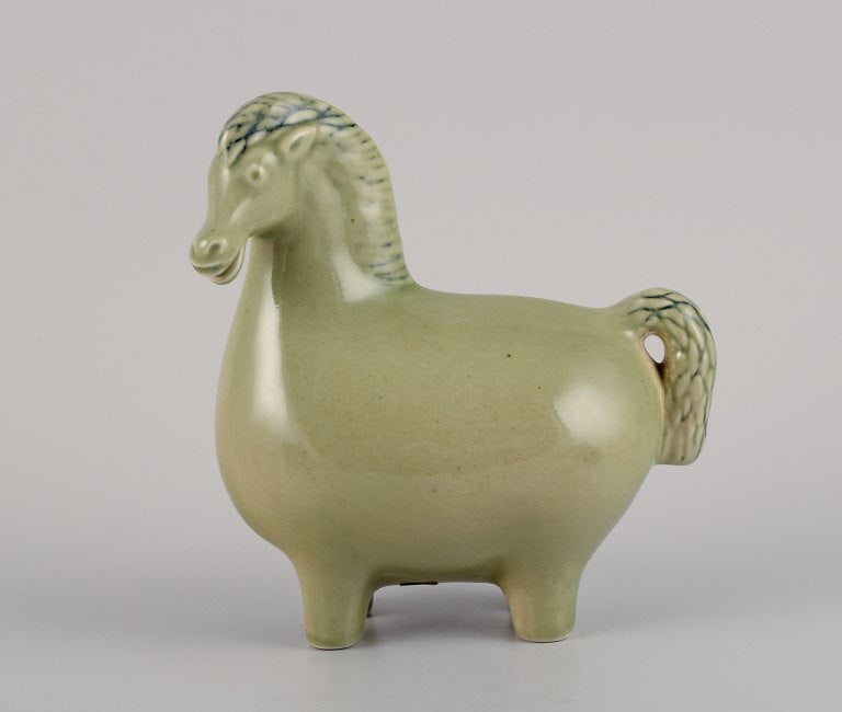 Stig Lindberg (1916-1982) for Gustavsberg. Horse figurine in glazed stoneware with a light green: Title: Stig Lindberg (1916-1982) for Gustavsberg. Horse figurine in glazed stoneware with a light green shade. Description: Stig Lindberg (1916-1982) for Gustavsberg. Horse figurine in glazed