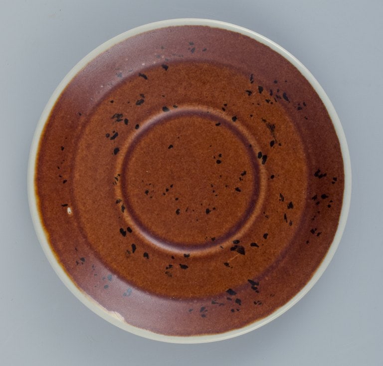 Stig Lindberg for Gustavsberg, COQ, two coffee cups with saucers, cream jug and sugar bowl. - 6