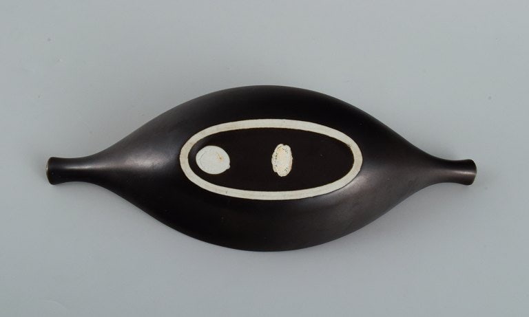 Stig Lindberg for Gustavsberg. "Pungo" ceramic bowl in black glaze. - 5