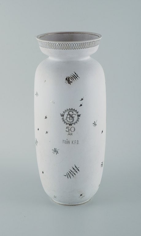Stig Lindberg for Gustavsberg, Sweden. Large "Grazia" ceramic vase with silver inlay in the shape of - 4