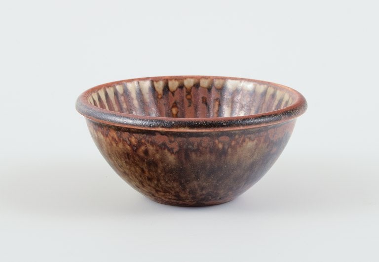 Stig Lindberg (1916-1982), Gustavsberg Studio hand, miniature ceramic bowl. (1 of 4)