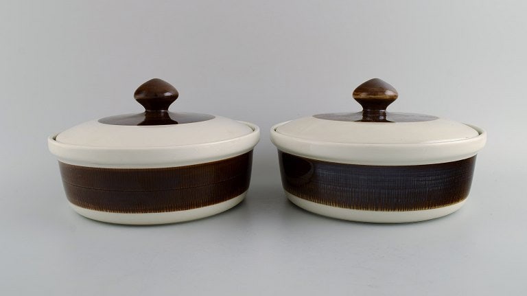 Hertha Bengtson (1917-1993) for Rörstrand. Two Koka lidded tureens in glazed stoneware. 1960s.: Title: Hertha Bengtson (1917-1993) for Rörstrand. Two Koka lidded tureens in glazed stoneware. 1960s. Description: Hertha Bengtson (1917-1993) for Rörstrand. Two Koka lidded tureens in glaze