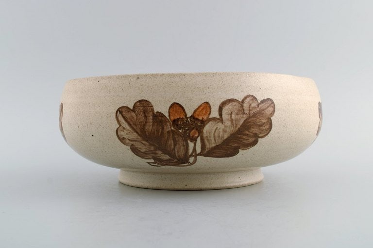 Kähler, HAK. Glazed ceramic bowl with hand-painted leaves and acorns. 1960s.: Title: Kähler, HAK. Glazed ceramic bowl with hand-painted leaves and acorns. 1960s. Description: Kähler, HAK. Glazed ceramic bowl with hand-painted leaves and acorns. 1960s. Measures: 23.5 x