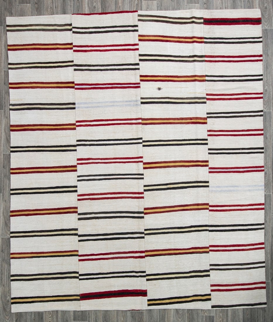 9'8'' x 11'6'' Turkish Vintage Hemp Rug - 53307: Title: 9'8'' x 11'6'' Turkish Vintage Hemp Rug - 53307 Description:9'8'' x 11'6'' Turkish Vintage Hemp Rug - 53307 Origin:Turkiye Date/Period:1960-90 Materials:Hemp Dimension:9'8''x11'6'' ft, 297x352