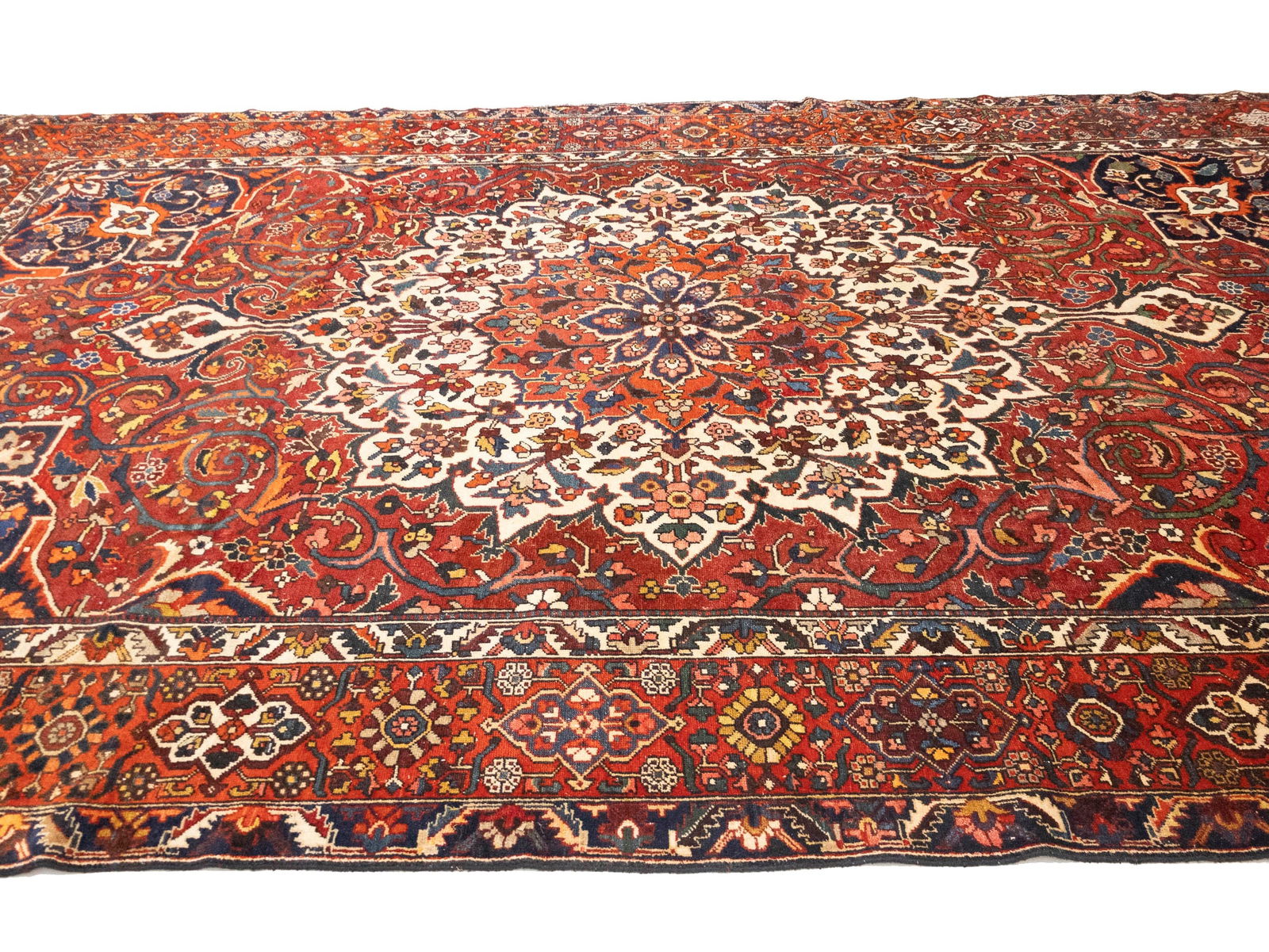 Vintage Red Floral 10X15 Bakhtiari Persian Rug - 6