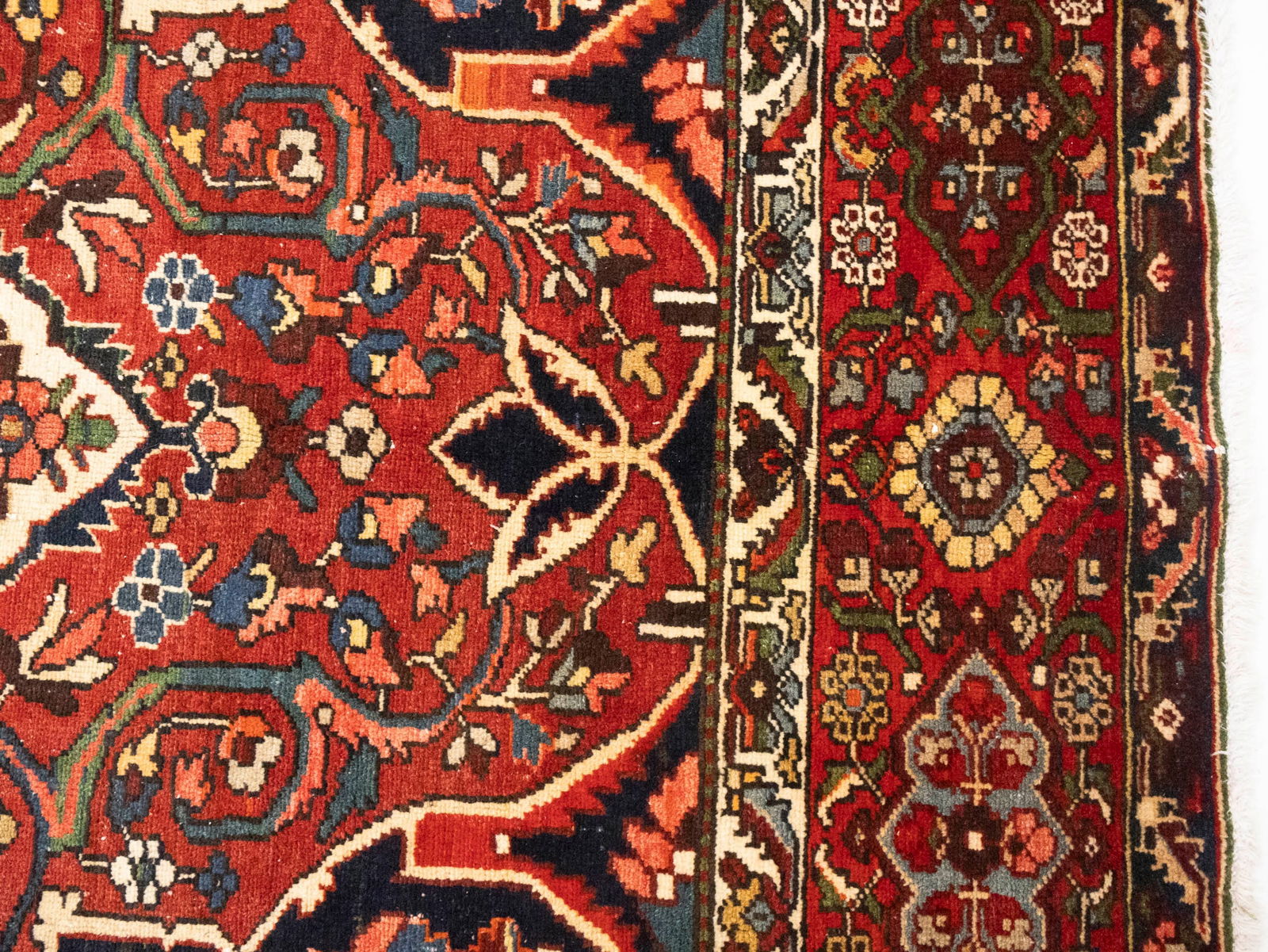 Vintage Red Floral 10X15 Bakhtiari Persian Rug - 9