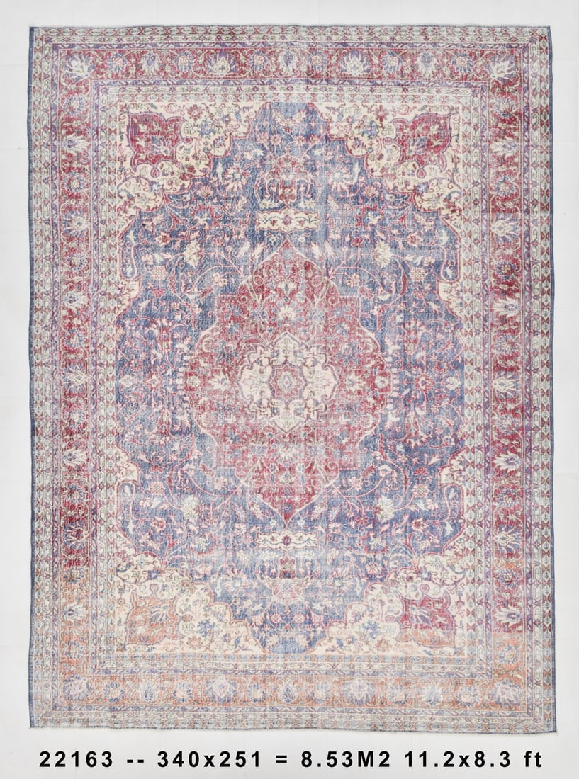 8'2'' x 11'1'' Handmade Vintage Wool Rug - 22163: Title: 8'2'' x 11'1'' Handmade Vintage Wool Rug - 22163 Description:8'2'' x 11'1'' Handmade Vintage Wool Rug - 22163 Origin:Turkiye Date/Period:1960-90 Materials:Wool,Cotton Dimension:8'2''x11'1'' ft,