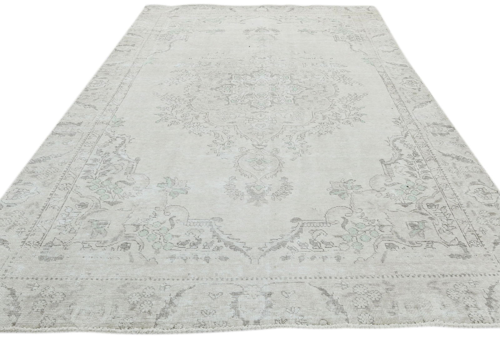 Antique Muted Beige Floral 6X9 Distressed Vintage Oriental Rug - 10