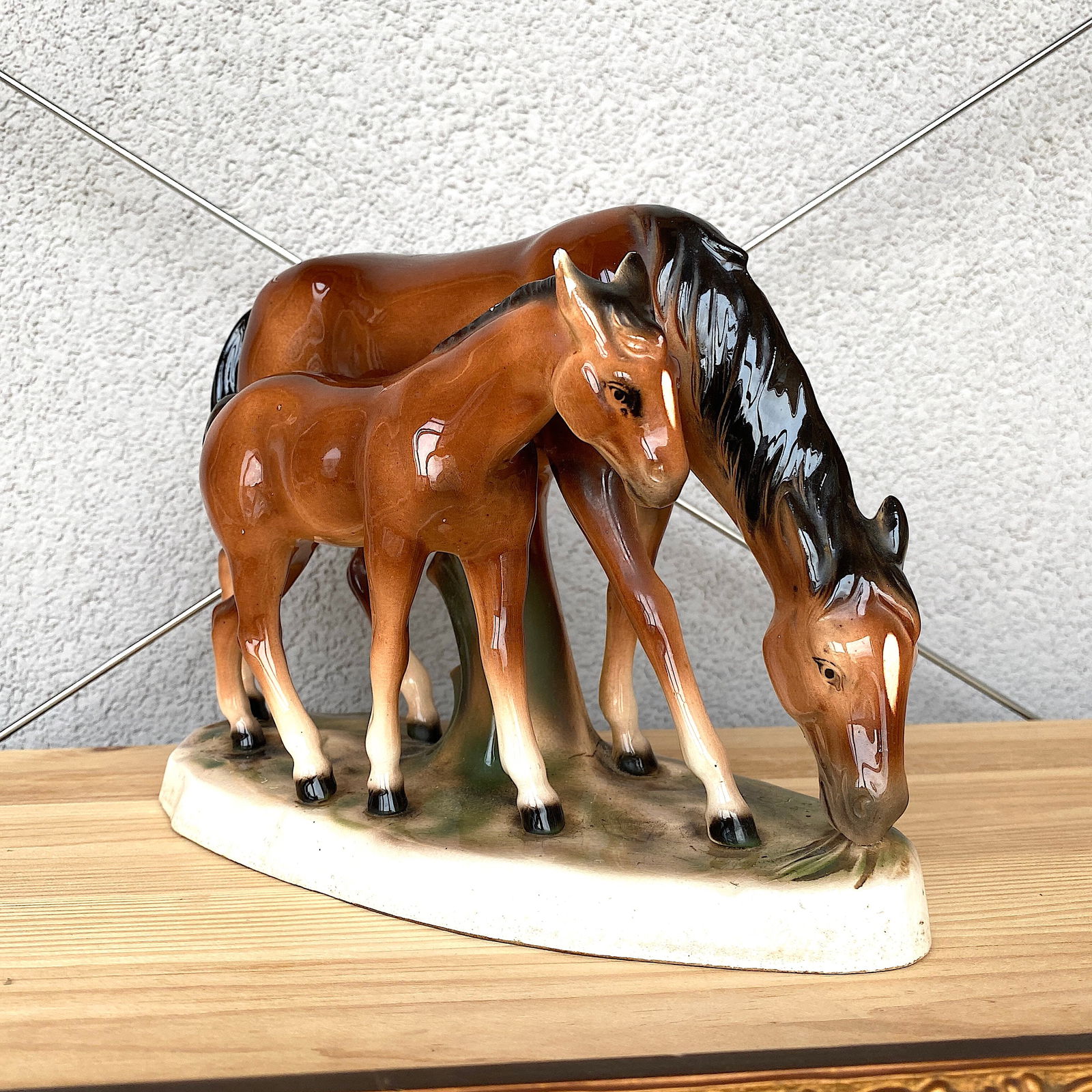 Signed porcelain horses - 2