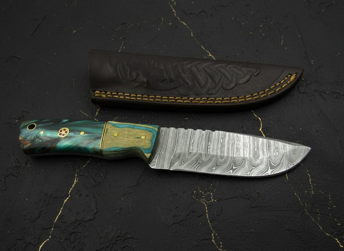 Custom Dragon Scale Full Tang Knife 8" Stainless Steel Drop Point Hunting Blade Pakistan: Title:Custom Dragon Scale Full Tang Knife 8" Stainless Steel Drop Point Hunting Blade PakistanDescription:This listing is for a custom handmade hunting knife, distinguished by its unique Dragon Scale
