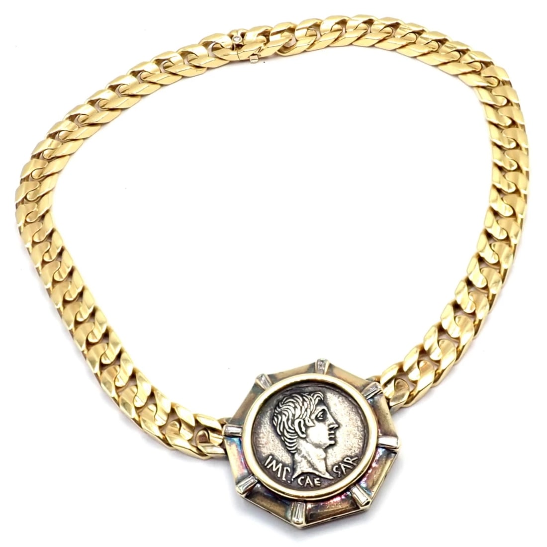 Rare! Bvlgari Bulgari 18k Yellow Gold Diamond Monete Antique Coin Link Necklace: Rare! Bvlgari Bulgari 18k Yellow Gold Diamond Monete Antique Coin Link Necklace About This Piece: The Bvlgari Bulgari 18k Yellow Gold Diamond Monete Antique Coin Link Necklace is a masterpiece combini