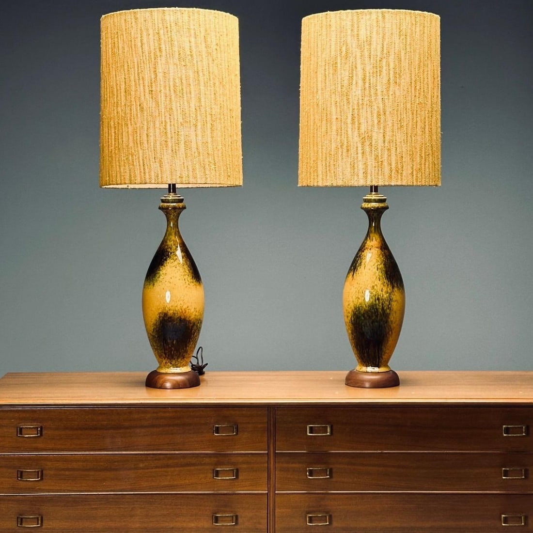 American Mid-Century Modern, Large Table Lamps, Glazed Ceramic, Yellow, Fabric - 4