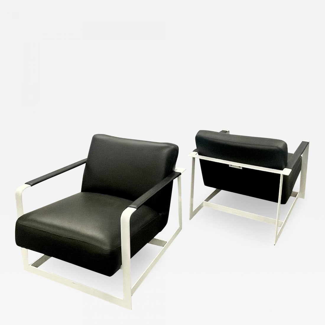 Pair of Mid-Century Modern Lounge Chairs, Leather, Steel Base, American, 1980s (1 of 11)