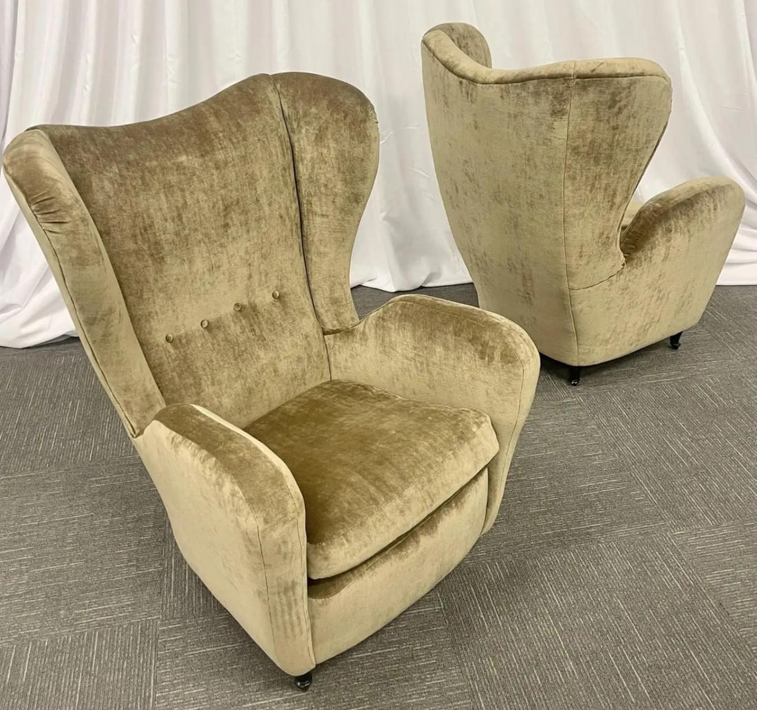 Pair Mid-Century Modern French Designer Wingback, Lounge Chairs, France, 1970s - 4