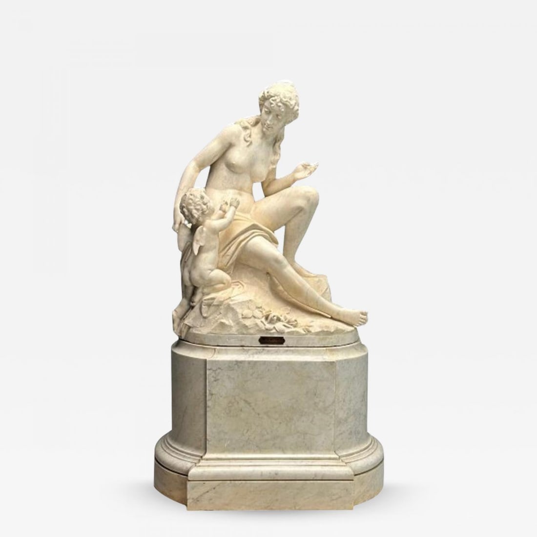 Jean-Marie Boucher, Venus and Cupid Marble Statue, White Marble, Romantic, 1910 - 2