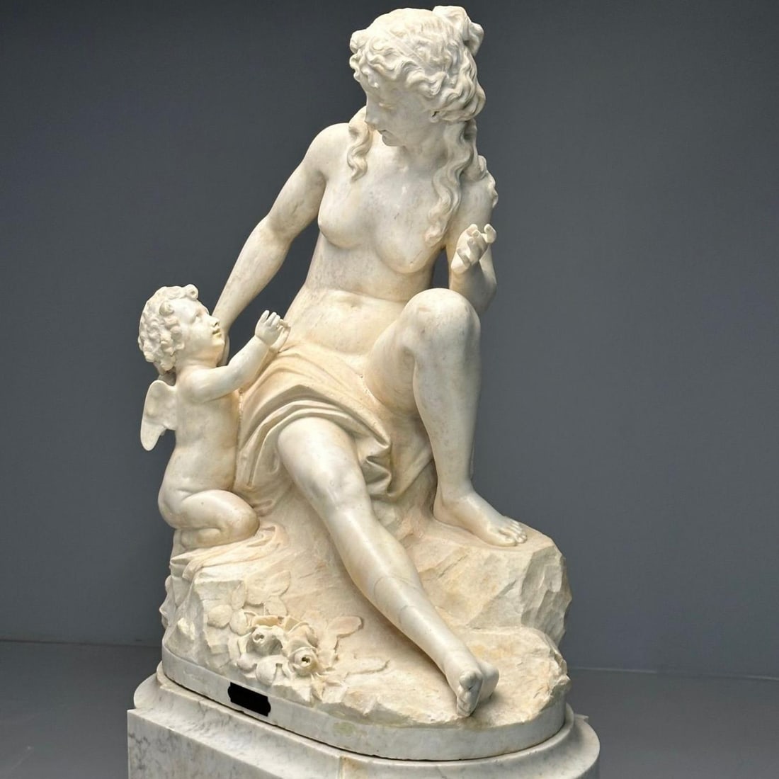 Jean-Marie Boucher, Venus and Cupid Marble Statue, White Marble, Romantic, 1910 - 6