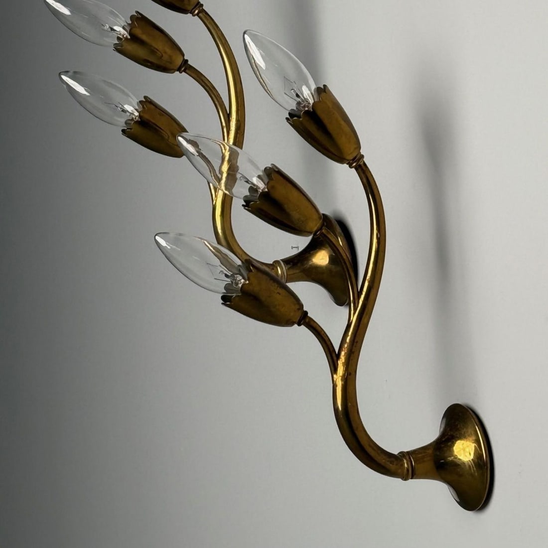 Gio Ponti Attr., Italian Mid-Century Modern, Wall Sconces, Brass, Flower Shape - 6