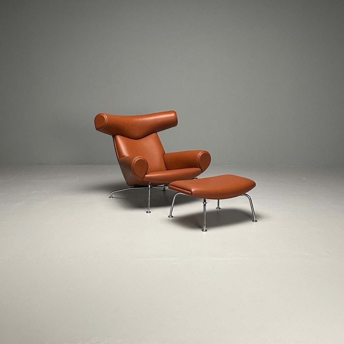 Danish Mid-Century Modern Ox Lounge Chair and Ottoman by Hans Wegner, Jørgensen - 8