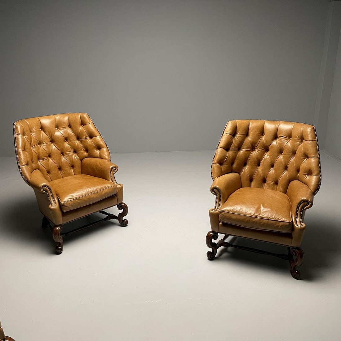 Georgian, Large Tufted Lounge Chairs and Ottomans, Tan Leather, USA, 2000s - 10