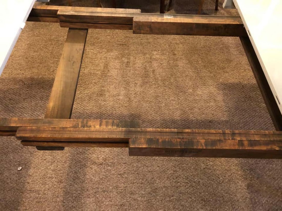 Hollywood Regency Dining Table in Gray Lacquered Bronze Mounted Finish - 5