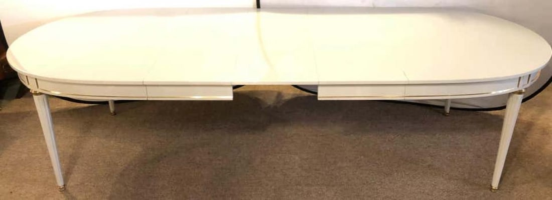 Hollywood Regency Dining Table in Gray Lacquered Bronze Mounted Finish - 7