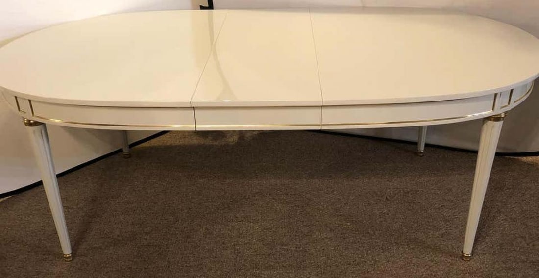 Hollywood Regency Dining Table in Gray Lacquered Bronze Mounted Finish - 8