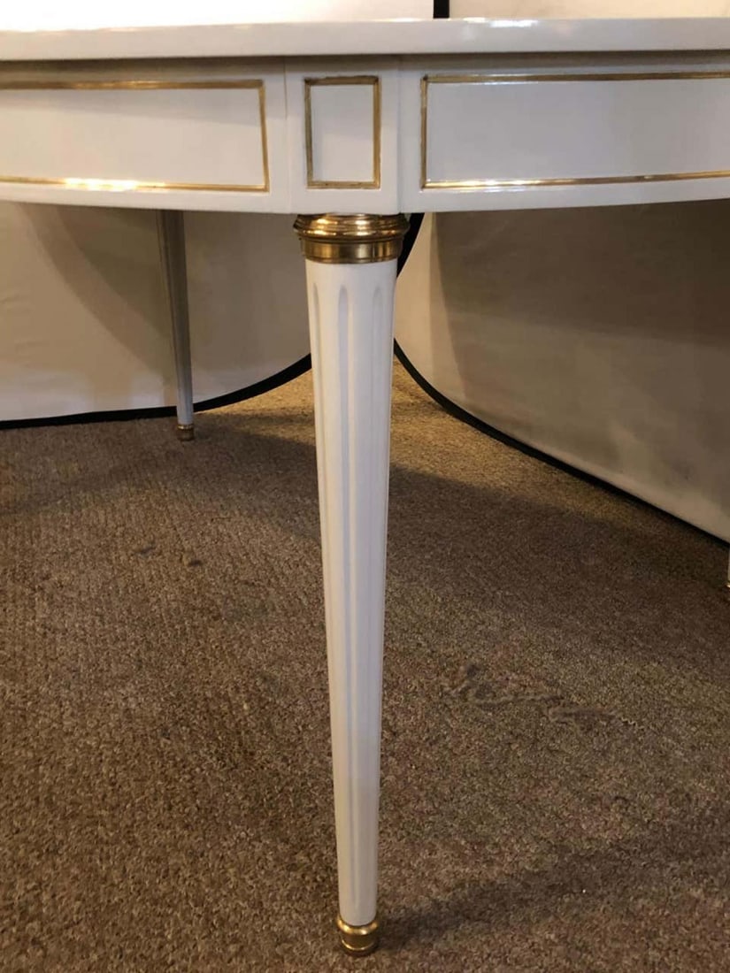 Hollywood Regency Dining Table in Gray Lacquered Bronze Mounted Finish - 9