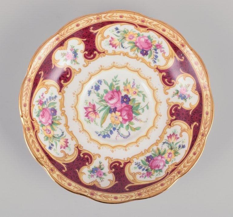 Royal Albert, England. A set of four "Lady Hamilton" coffee cups with saucers. Polychrome floral - 6