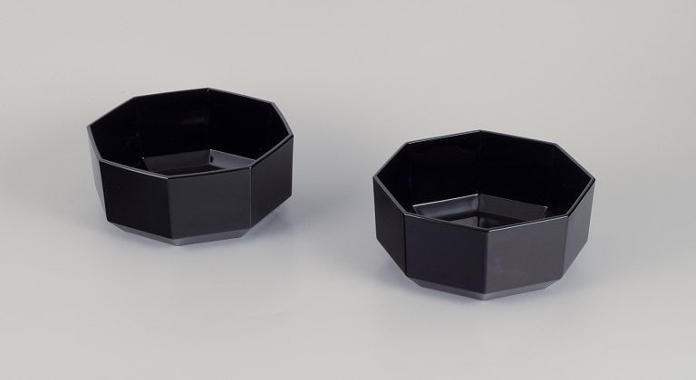 Arcoroc, France. Two octagonal bowls in black porcelain. (1 of 7)